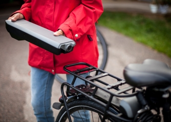 Sverige saknar tydliga regler för litiumjonbatterier.
Forskare vid VTI vill se nya krav och pekar på New York som förebild.
BILD: Katja Kircher/VTI