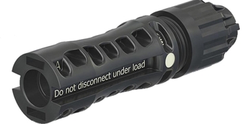 MC4-fel i solcellsinstallation ledde till brand och miljonkrav – viktigt rättsfall för elsäkerhet, ansvar och lönsamhet.